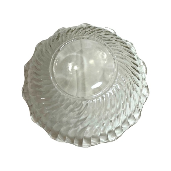 Depression Swirl Clear Glass Bowl with Scalloped Rim - Picture 3 of 3